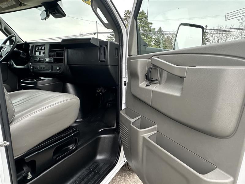 Chevrolet Express  2024