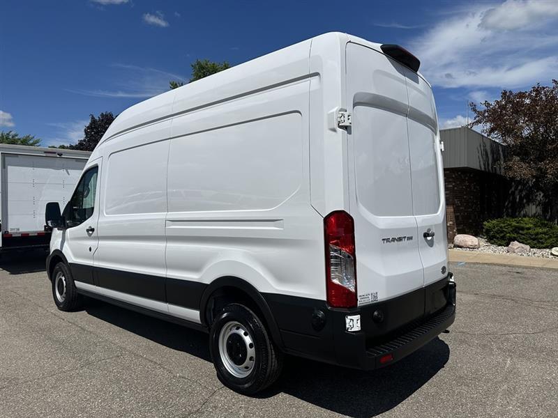 Ford Transit  2024