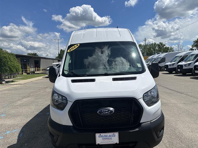 Ford Transit  2024
