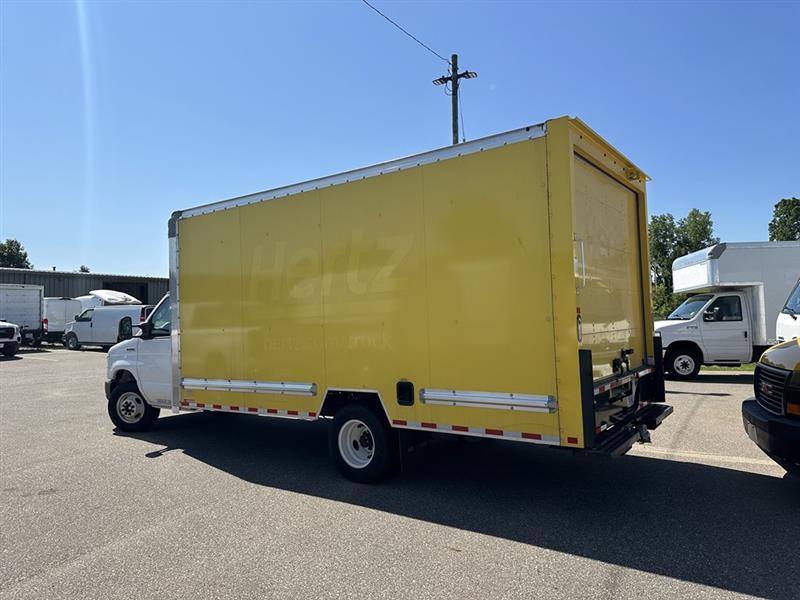 Ford Econoline  2022