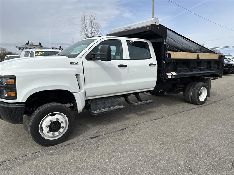 International CV515  2022