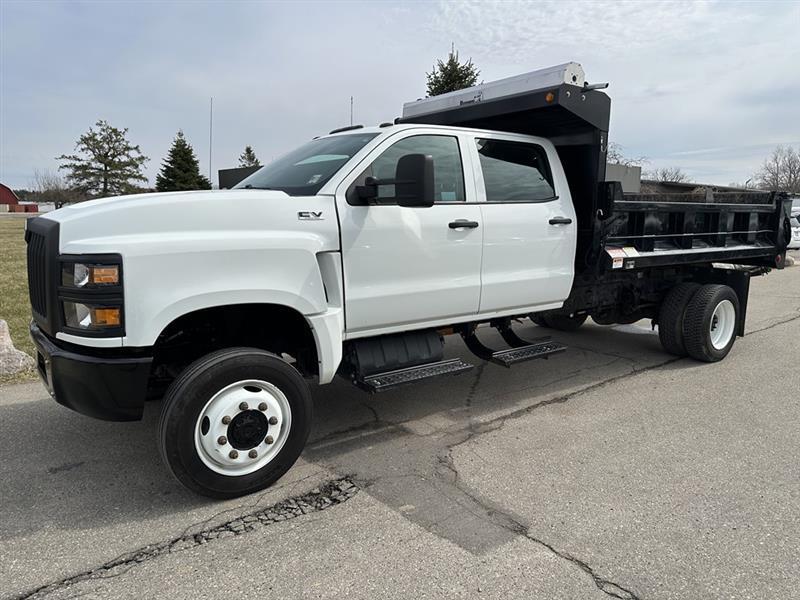 International CV515  2022