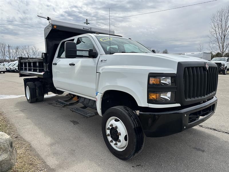 International CV515  2022