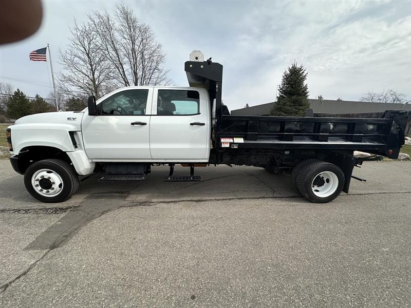 International CV515  2022