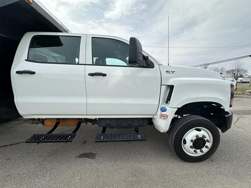 International CV515  2022