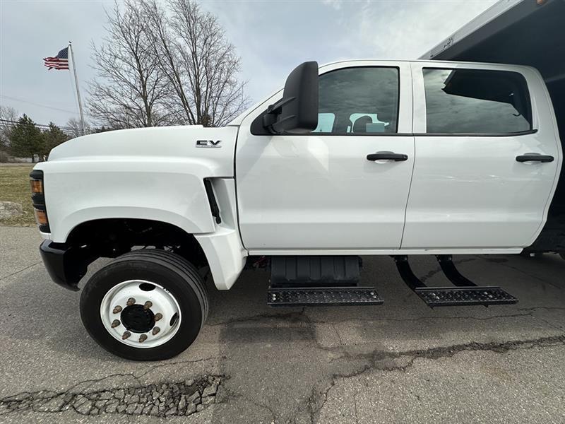 International CV515  2022