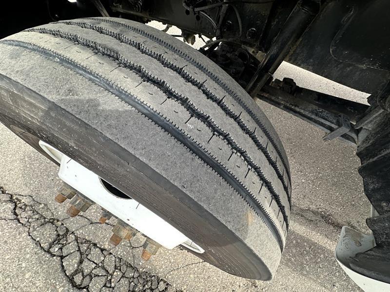 International CV515  2022