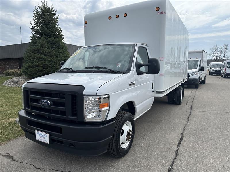 Ford Econoline  2024