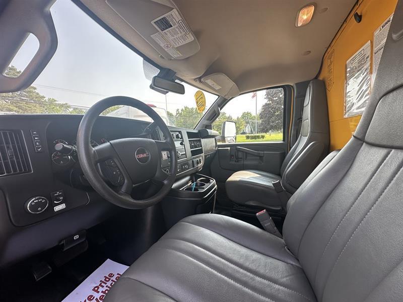 GMC Savana  2021