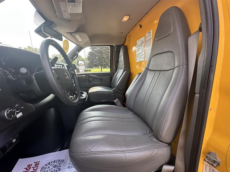 GMC Savana  2021