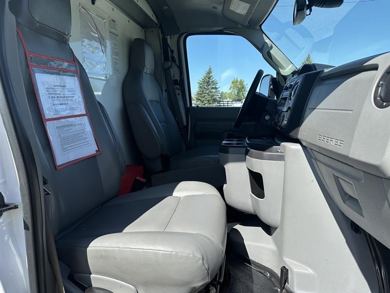 Ford Econoline  2022