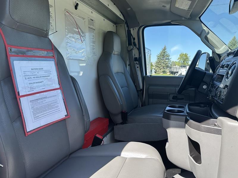 Ford Econoline  2022