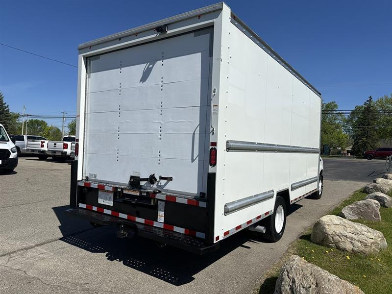 Ford Econoline  2022