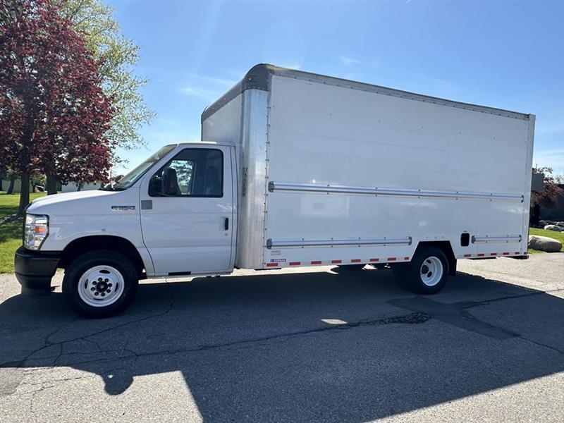 Ford Econoline  2022
