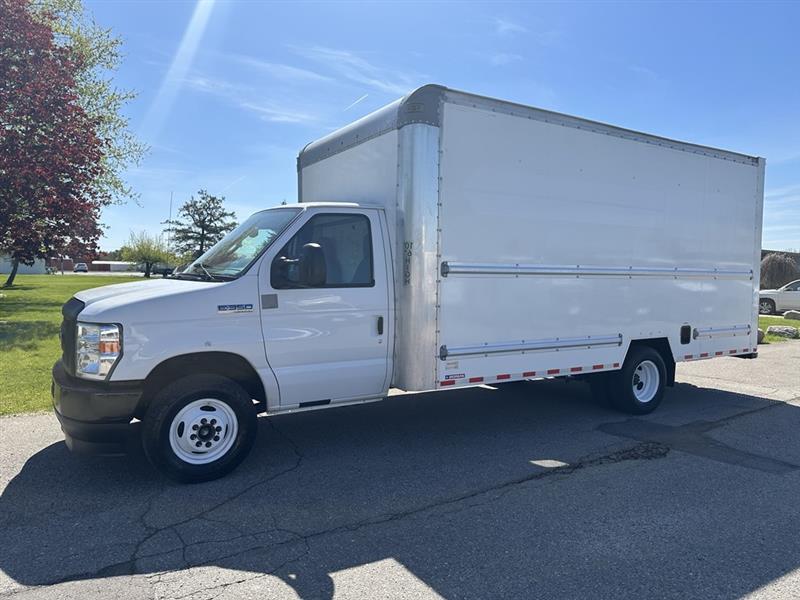 Ford Econoline  2022