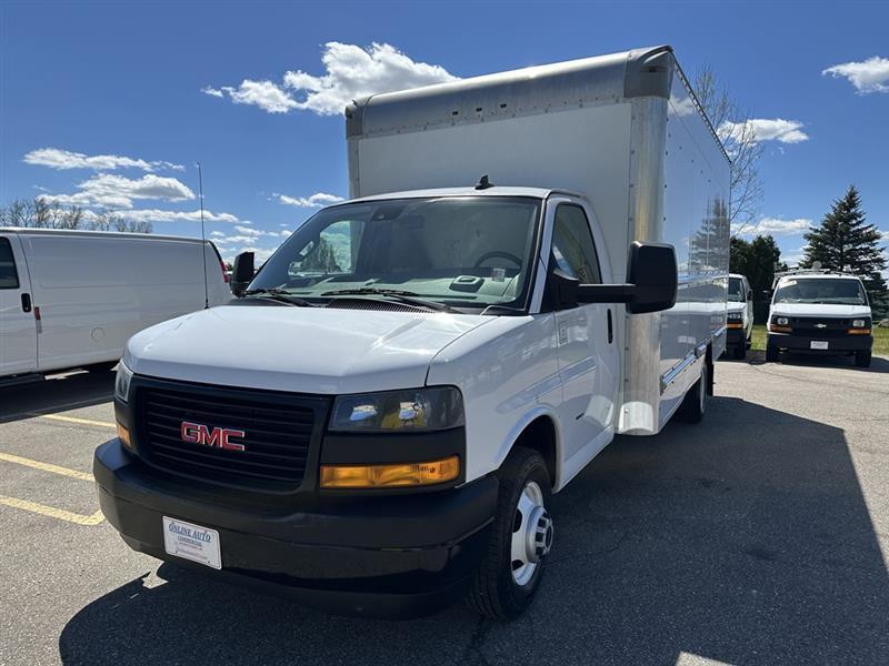 GMC Savana  2021
