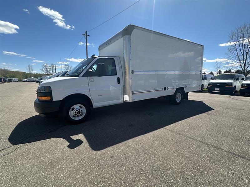 GMC Savana  2021