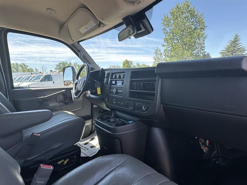 GMC Savana  2021