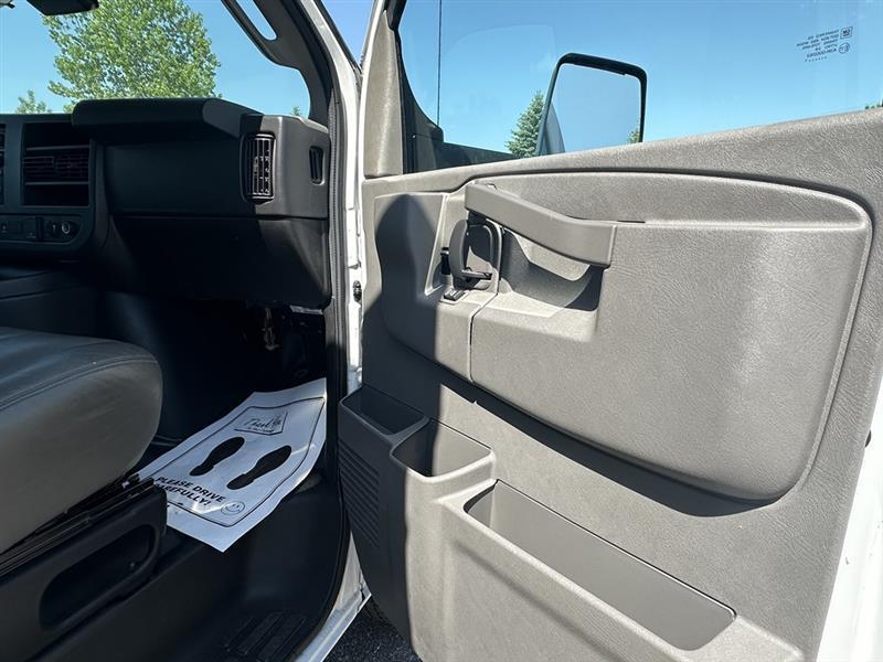 GMC Savana  2021
