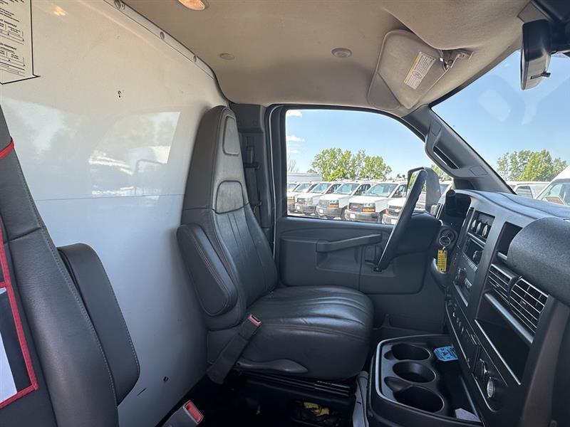 GMC Savana  2021