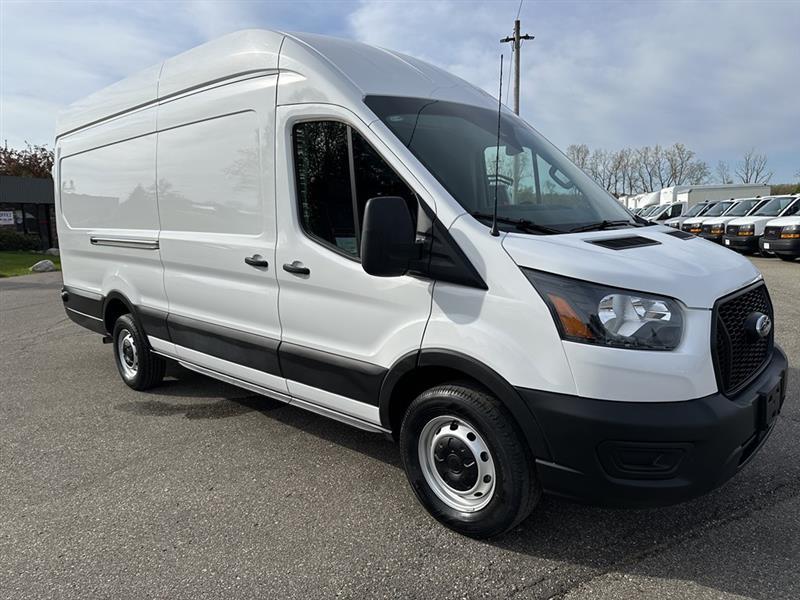 Ford Transit  2025