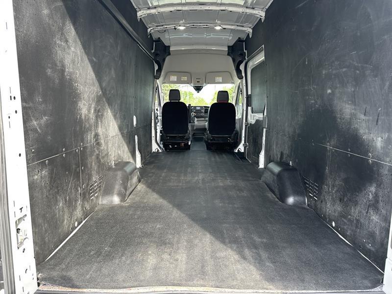 Ford Transit  2025