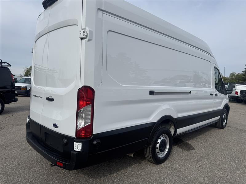 Ford Transit  2025