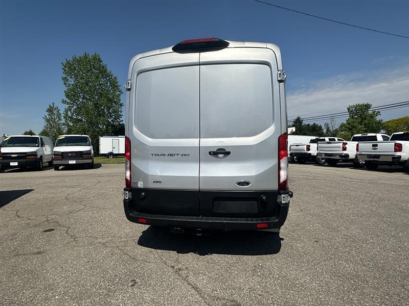 Ford Transit  2022
