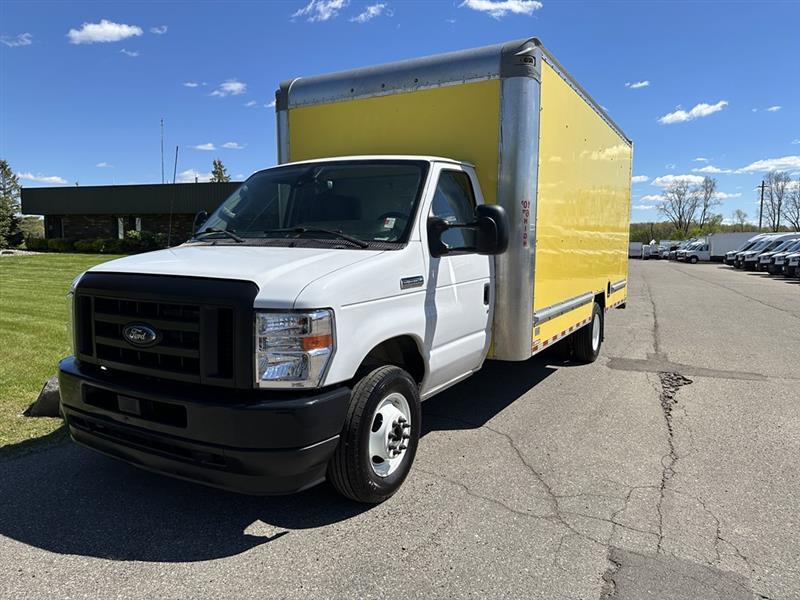 Ford Econoline  2023