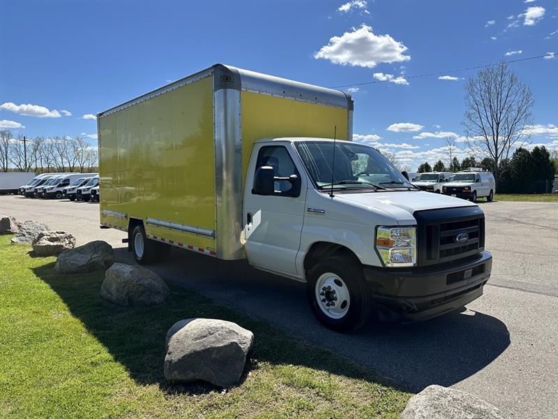 Ford Econoline  2023