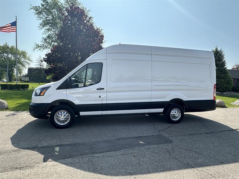 Ford Transit  2023