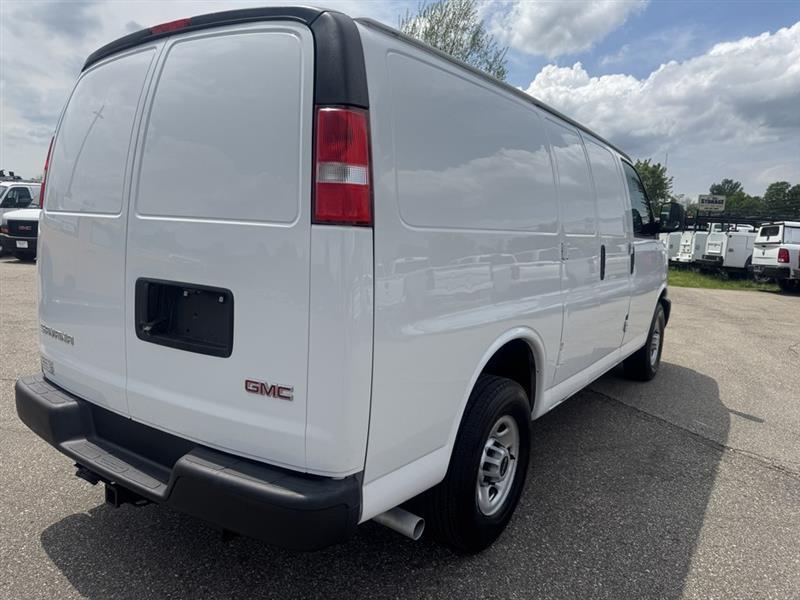GMC Savana  2020