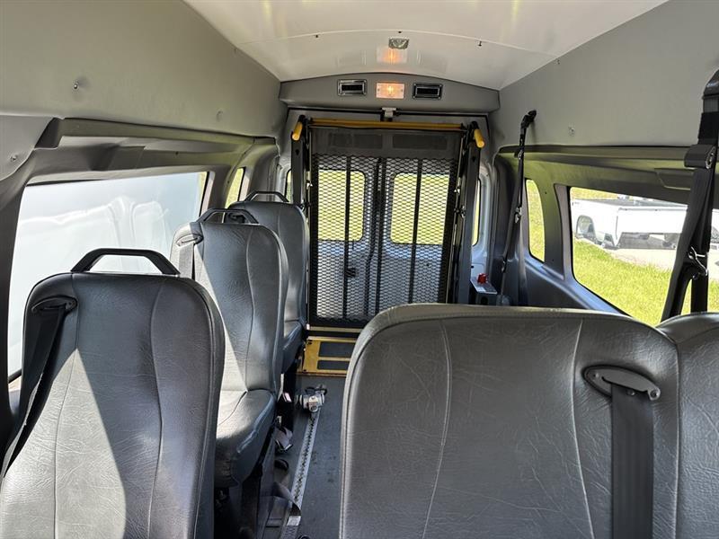 Ford Econoline  2013