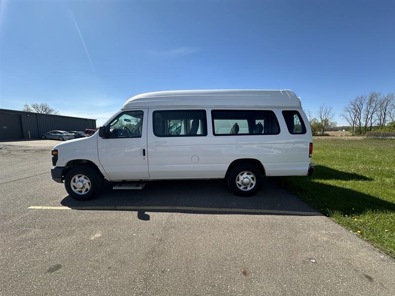 Ford Econoline  2013