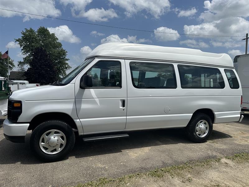 Ford Econoline  2013
