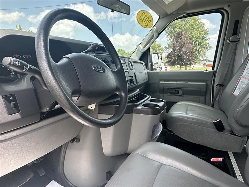 Ford Econoline  2013