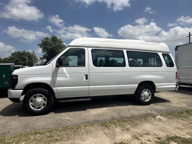 Ford Econoline  2013