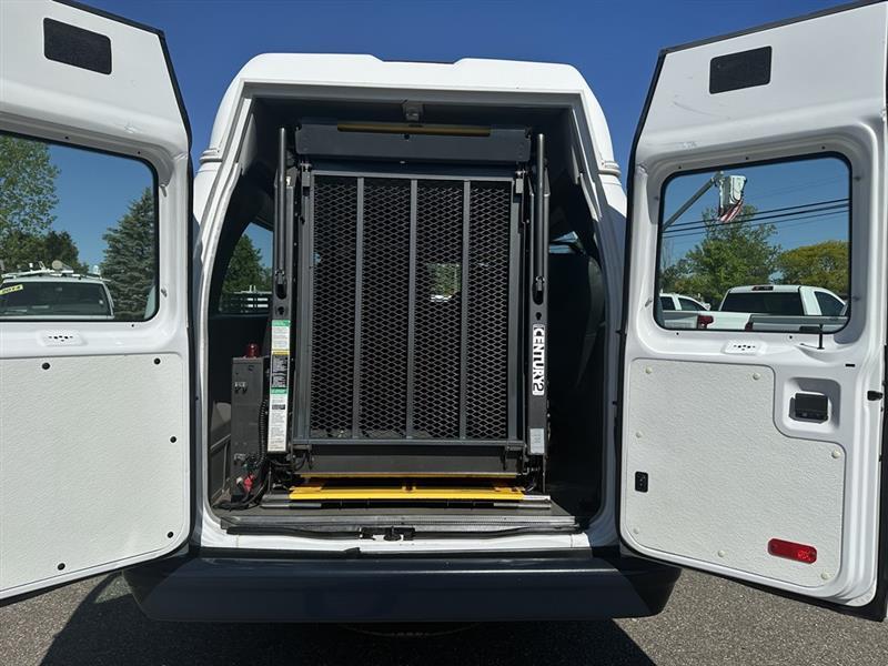 Ford Econoline  2011