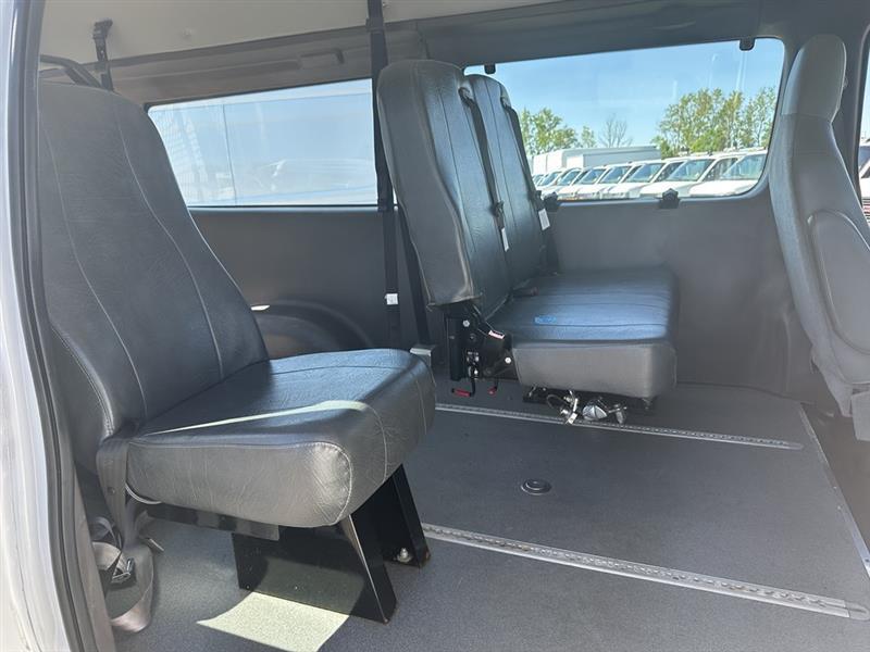 Ford Econoline  2011