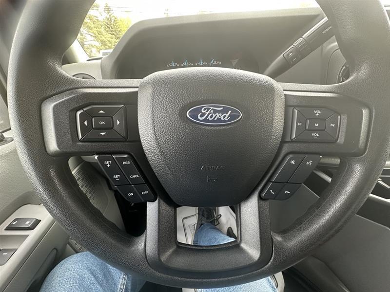 Ford Econoline  2025