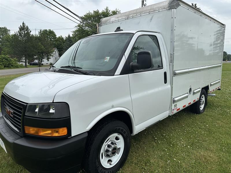 GMC Savana  2021