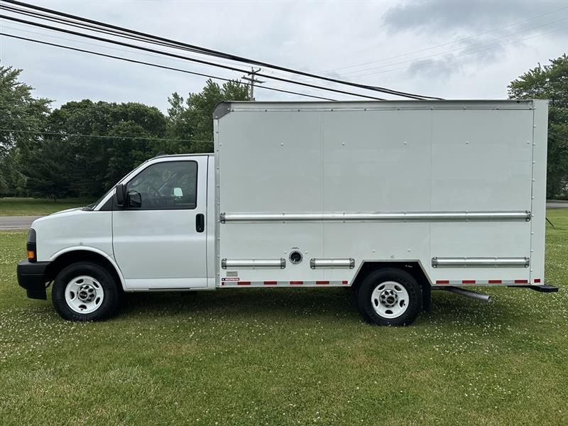 GMC Savana  2021