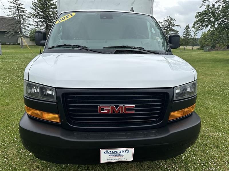 GMC Savana  2021