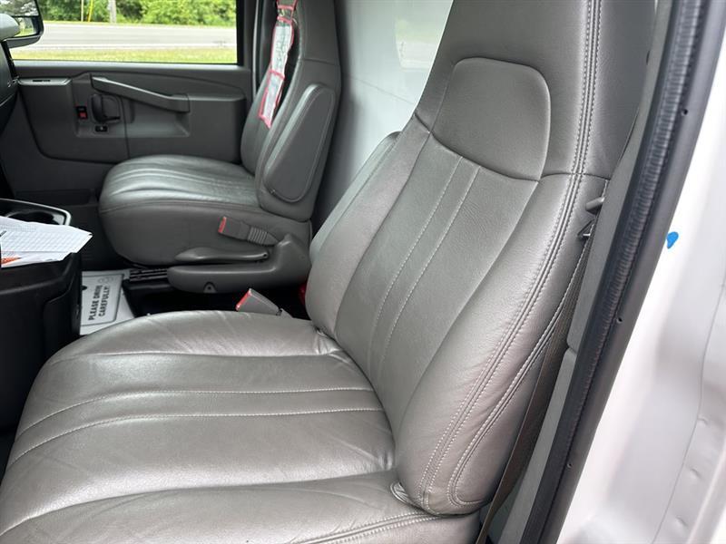 GMC Savana  2021