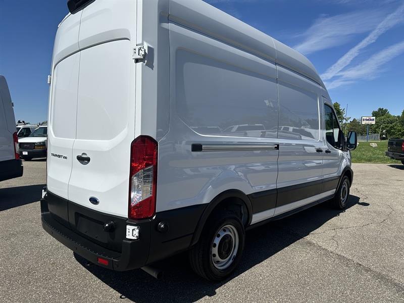 Ford Transit  2023