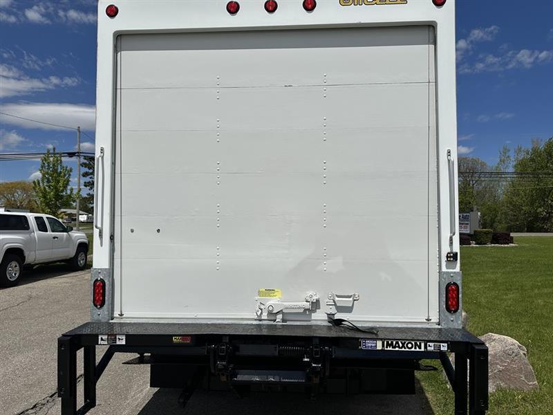 Ford Econoline  2024