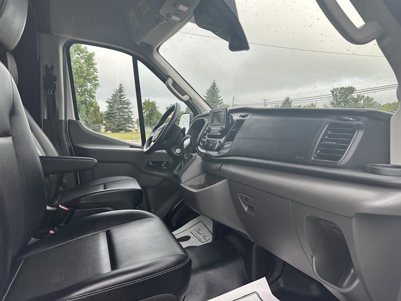 Ford Transit  2024