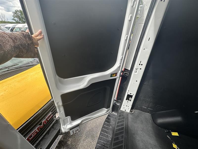 Ford Transit  2023