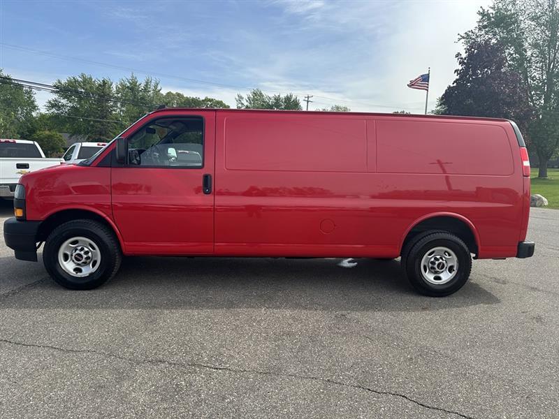 GMC Savana  2021