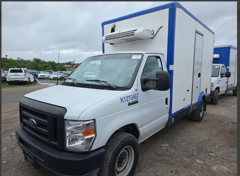 Ford Econoline  2023
